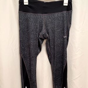 Nike Cheetah Capri Leggings